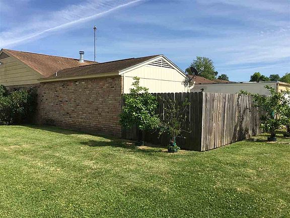 4th image of 5895 Meadow Way