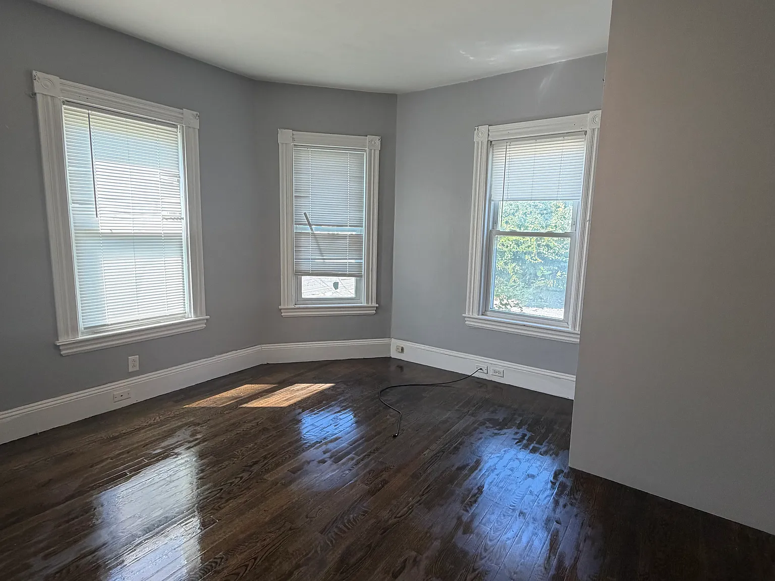 3 bed, $2,600 — Photo 2