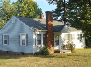 2510 16th St NE, Hickory, NC 28601