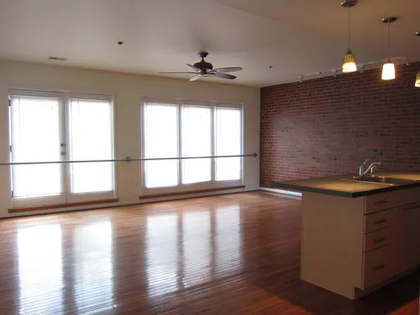 1232 Sarah St, Pittsburgh, PA