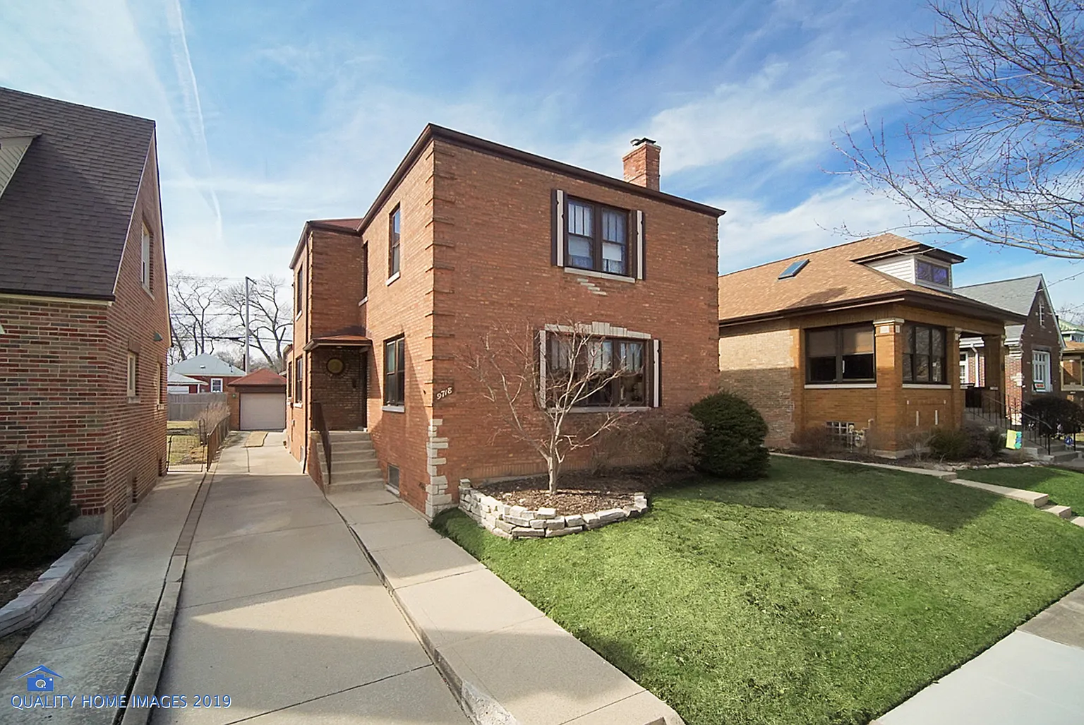9718 S Seeley Ave photo 1