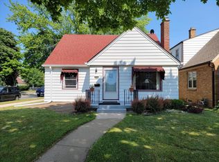 3800 S 15th St, Milwaukee, WI 53221