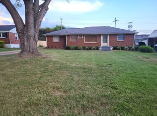 1911 Alpine Dr, Columbia, TN 38401