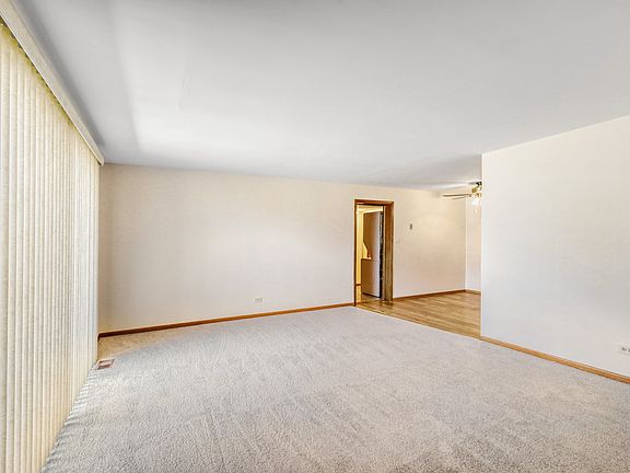 3rd image of 1318 Yarmouth Ct #0