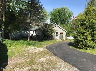 5687 N Parrish Rd, Thompsonville, IL 62890