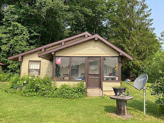 2nd image of 1222 Laurabelle Dr