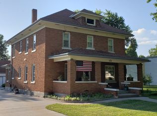 102 Main St, Menno, SD 57045