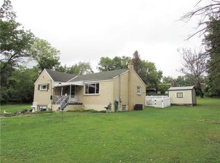 1831 Universal Rd, Pittsburgh, PA 15235