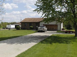 1509 Zuber Rd, Grove City, OH 43123