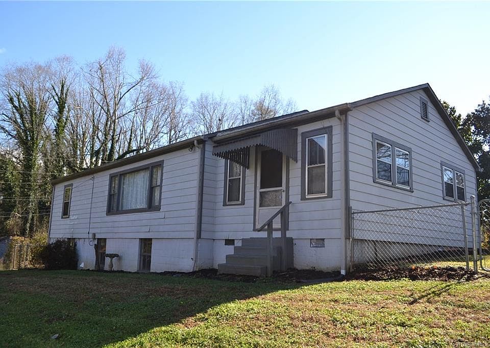 1st image of 101 Harris Dr #8