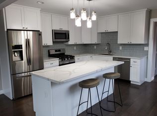 4750 E Mountain View Dr, San Diego, CA 92116