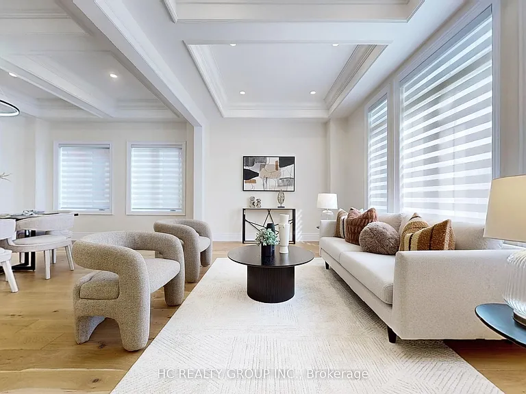 6 Becky Cheung Ct — Photo 2
