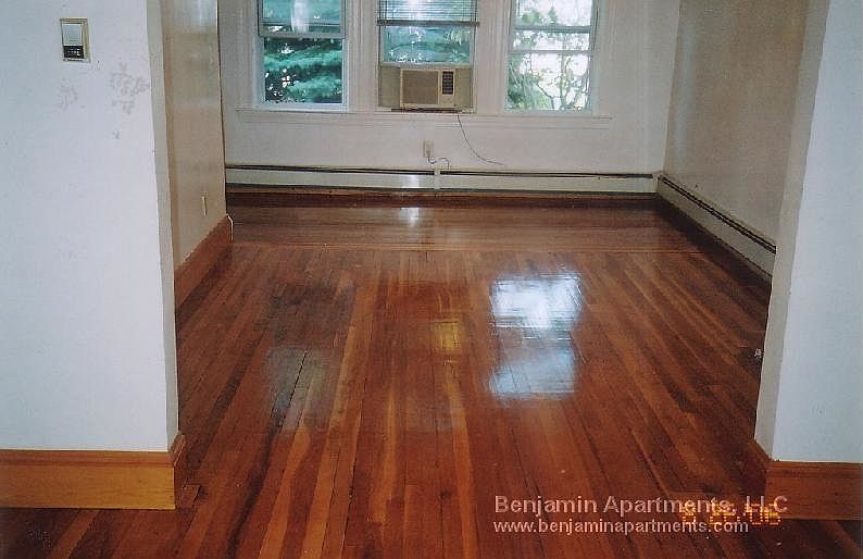 2nd image of 41 Bonner Ave #1