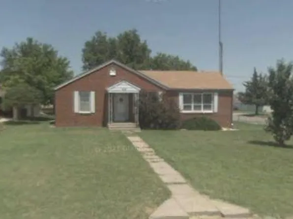 418 E 11th St, La Crosse, KS 67548