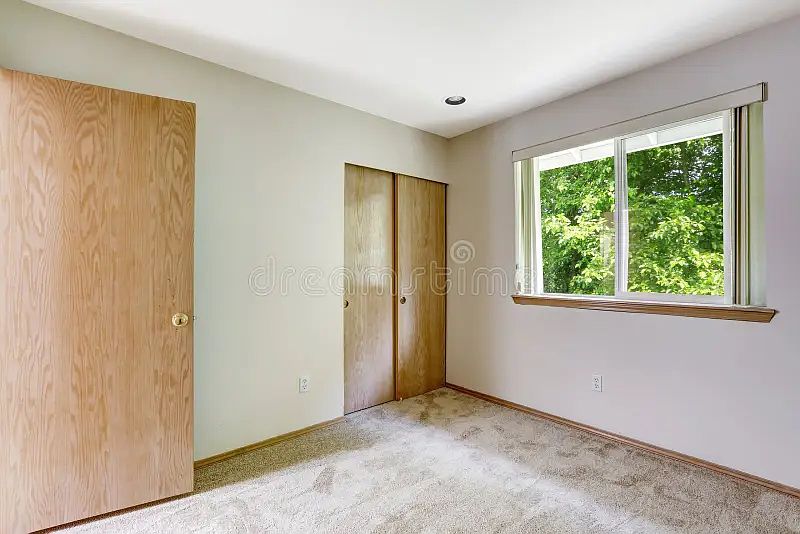 2nd image of 3835 Eisenhower Rd