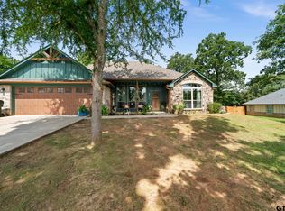 14083 Twin Ranch Rd, Tyler, TX 75704