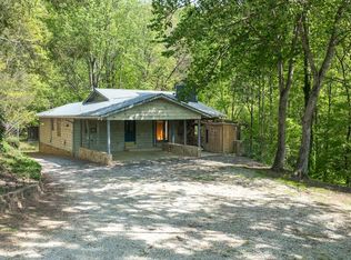 211 Cook Rd, Franklin, NC 28734