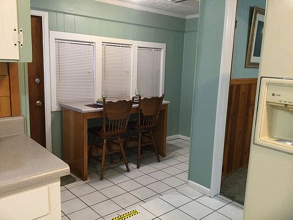 Breakfast nook