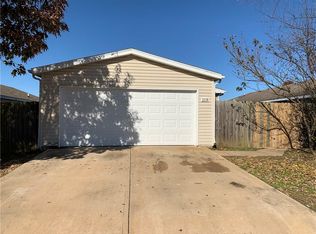 2718 Lenox Ct, Springdale, AR 72764