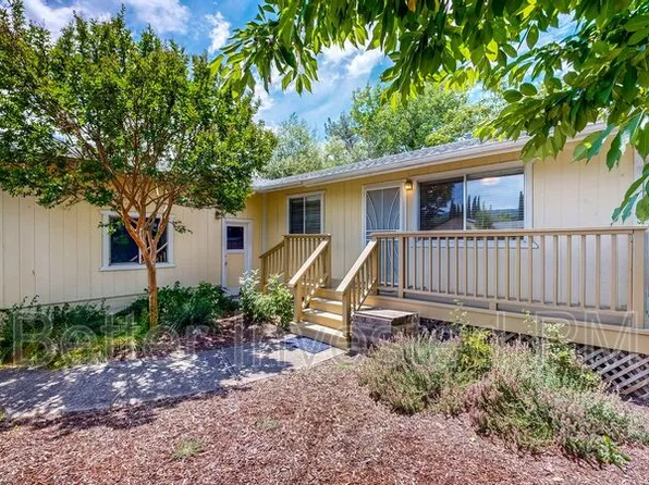 832 S Orchard Ave, Ukiah, CA 95482