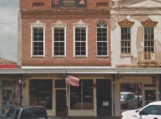 122 S Memphis St, Holly Springs, MS 38635