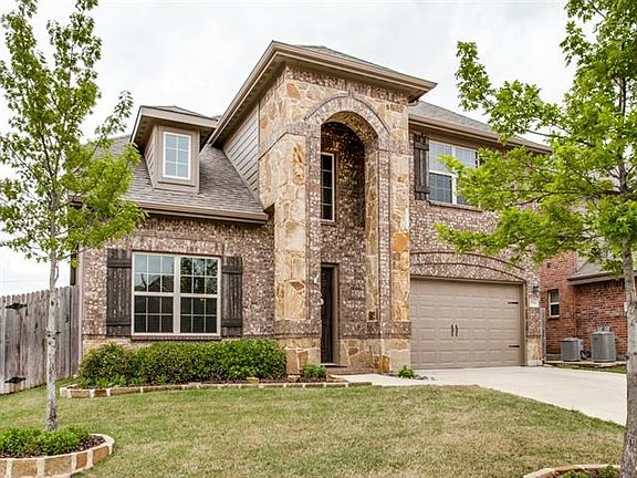 2nd image of 2536 Whispering Pines Dr
