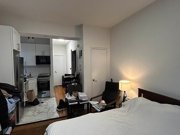 2nd image of 905 1st Ave #2A