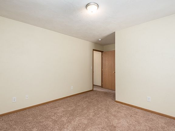 2nd image of 108 Northtowne St Unit 3