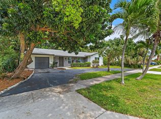 425 Greenbriar Drive, Lake Park, FL 33403