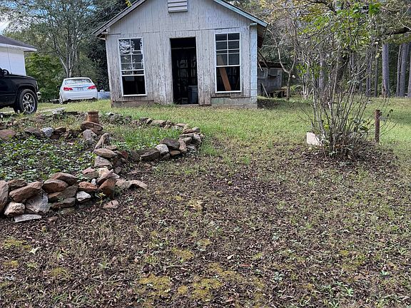 5th image of 1418 Hopewell Rd