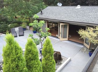 13274 Phelps Rd NE, Bainbridge Island, WA 98110