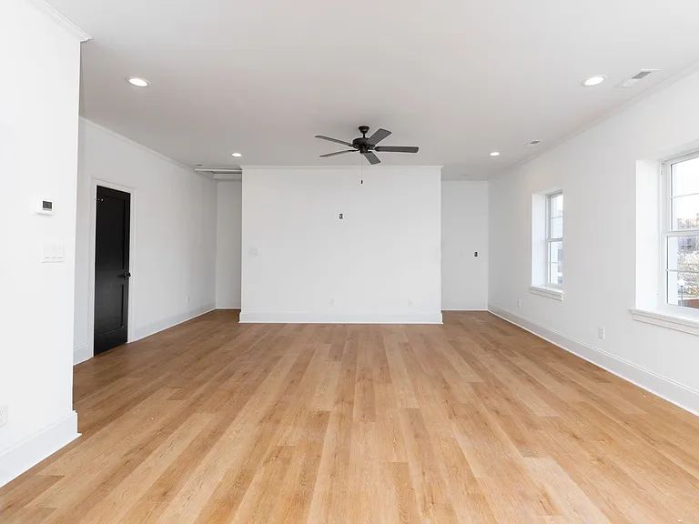 3200 Holly Rd — Photo 33