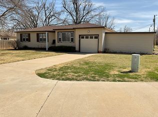 10 Fir St, Perry, OK 73077