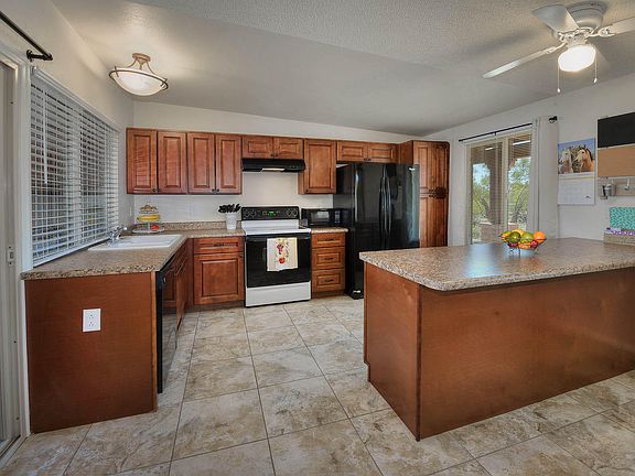2nd image of 2580 N Calle Noche