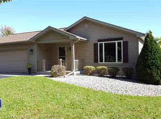 301 Chapley Ave, Junction City, WI 54443