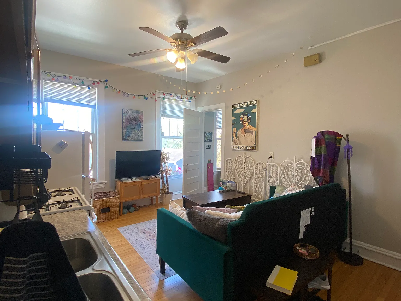 1 bed, $1,129 — Photo 4