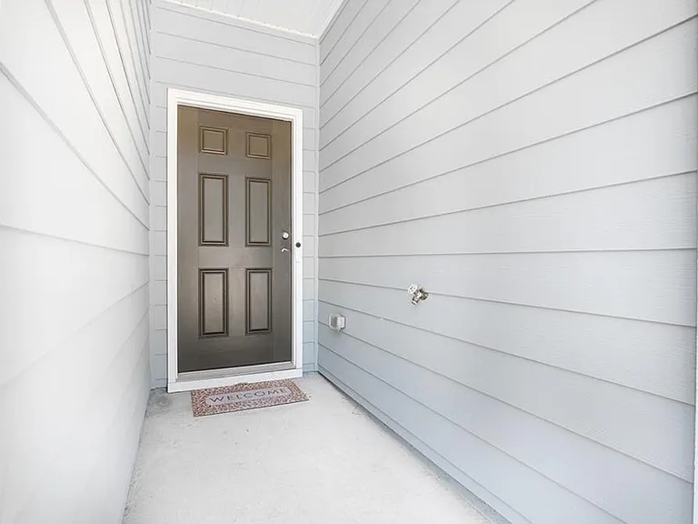 7095 Gladstone Cir — Photo 3