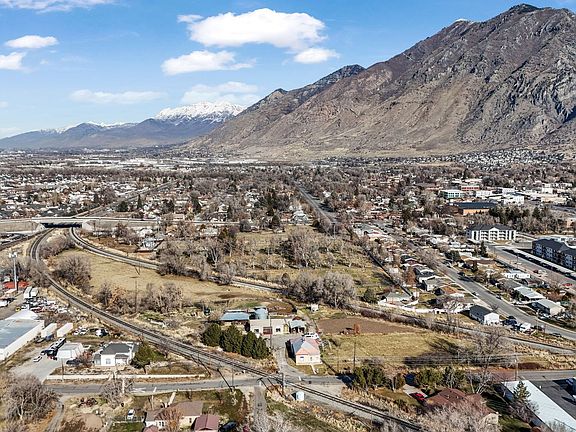 2nd image of 234 W 700th St S