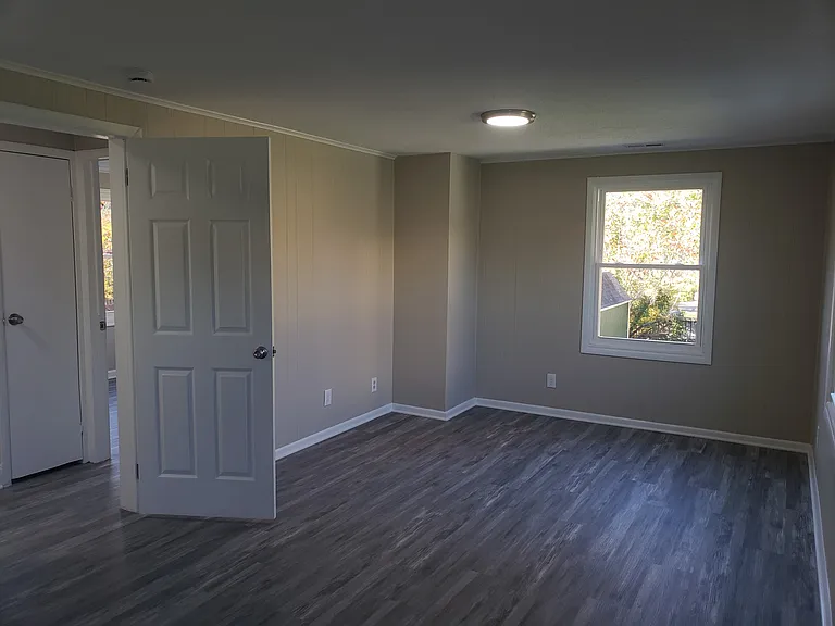 2915 University Blvd W — Photo 10