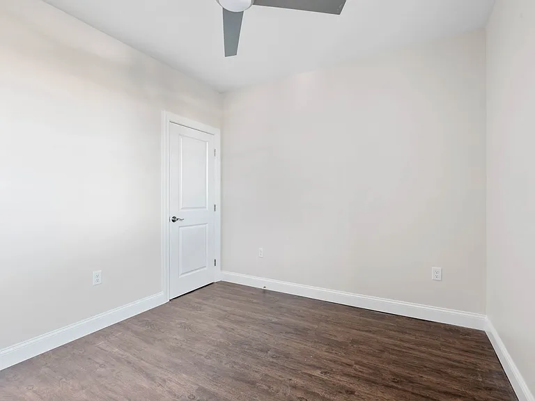 18 New Derby St #201 — Photo 8