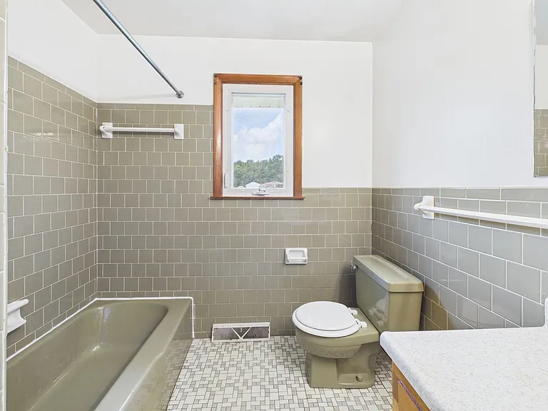 11625 Reedy Branch Rd — Photo 31