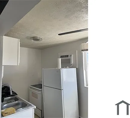 1 bed, 750 sqft, $900 — Photo 3