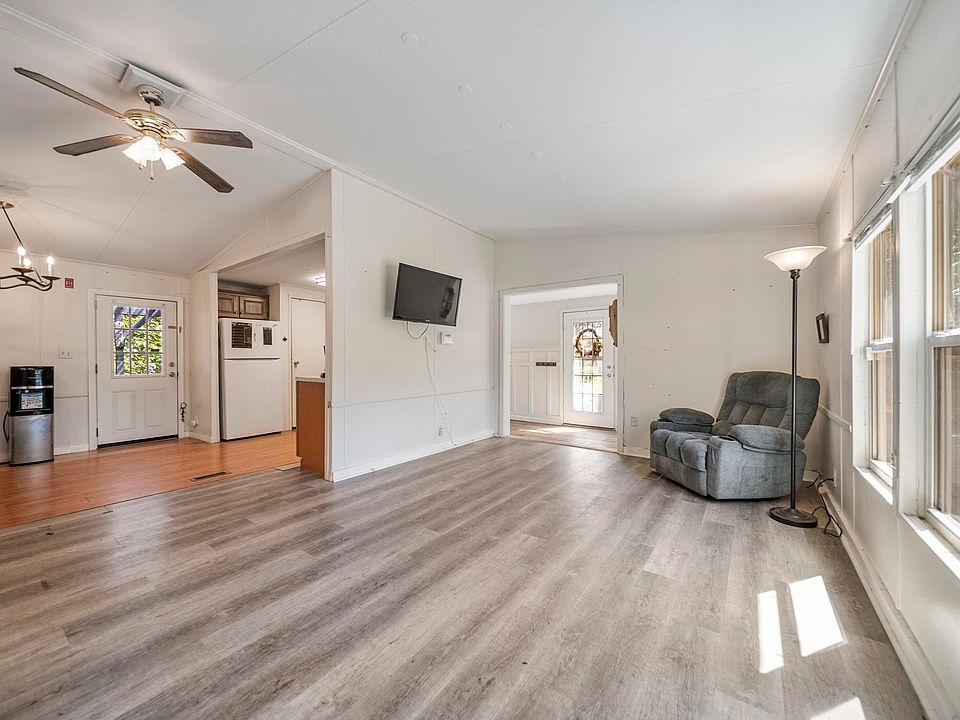 1st image of 12 Circle Road