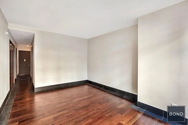 Rented by Bond New York | media 1