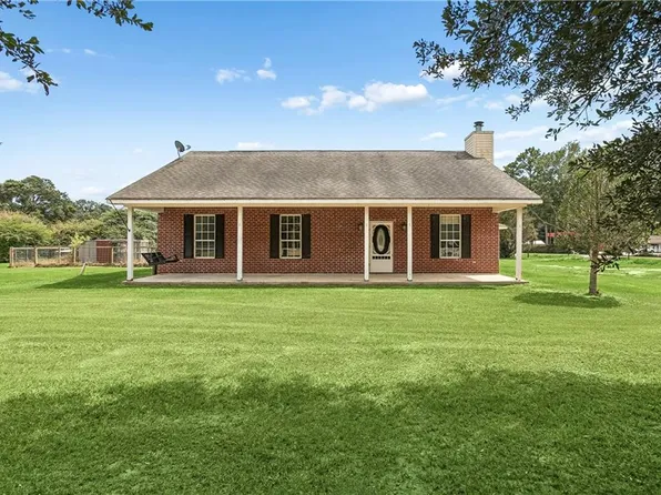 17156 Million Dollar Rd, Covington, LA 70435