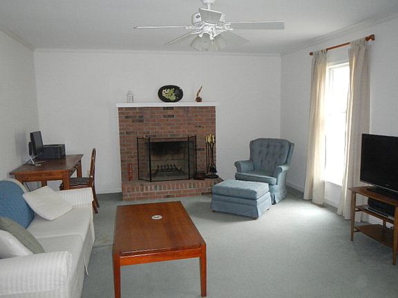 5th image of 4309 Speckles Ln