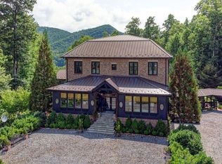 13038 Canada Rd, TUCKASEGEE, NC 28783