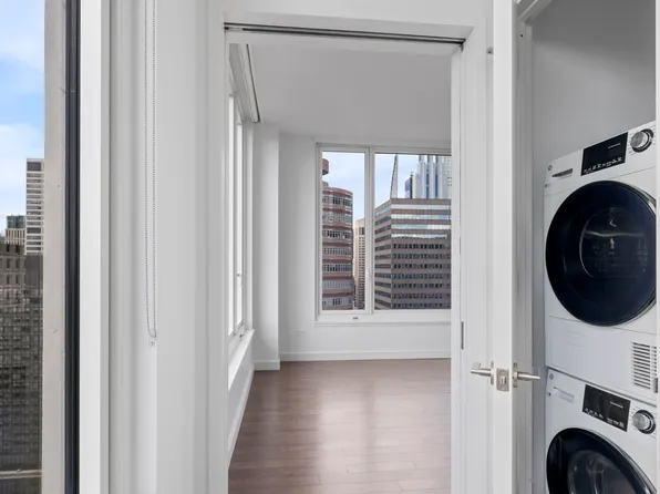 232 East 54th Street image 24 of 48