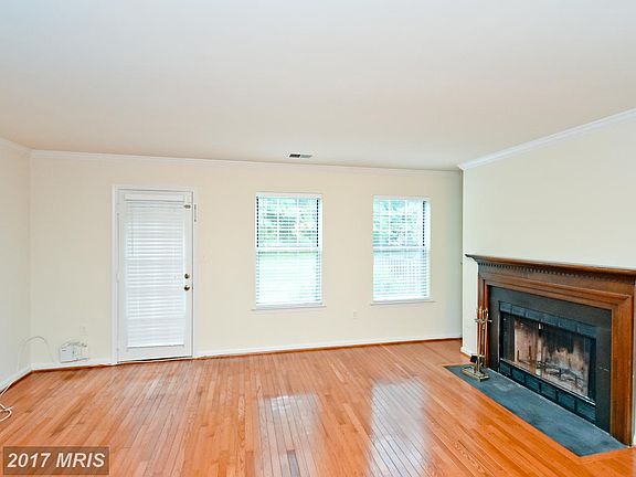 3rd image of 6043 Heatherwood Dr