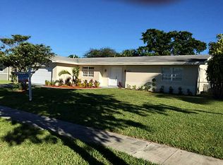 7411 NW 10th Ct, Plantation, FL 33313